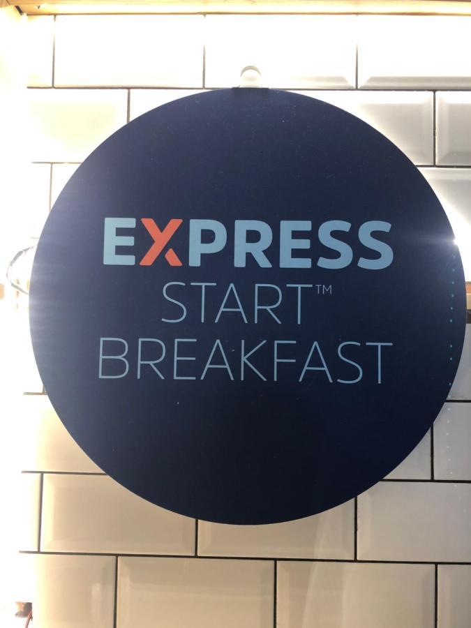 Express Victoria By Ihg 3* Londen